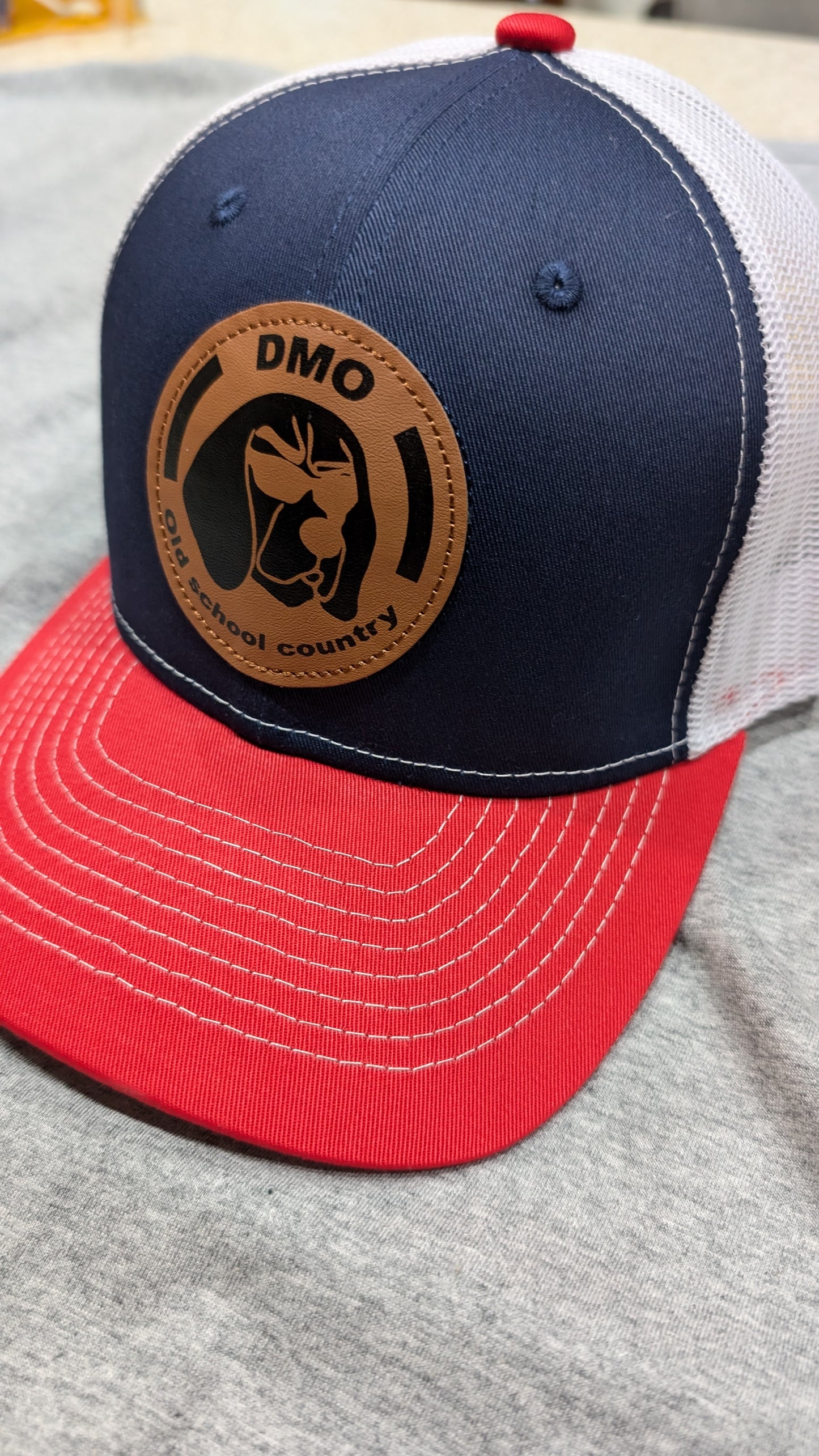 Dogman Outdoors Richardson style ELITE SERIES Mesh Trucker