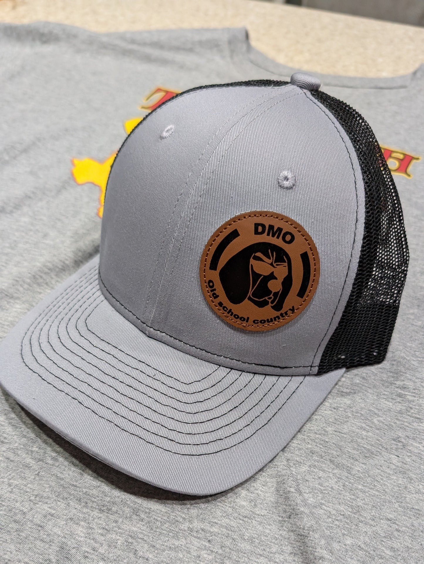 Dogman Outdoors Richardson style ELITE SERIES Mesh Trucker